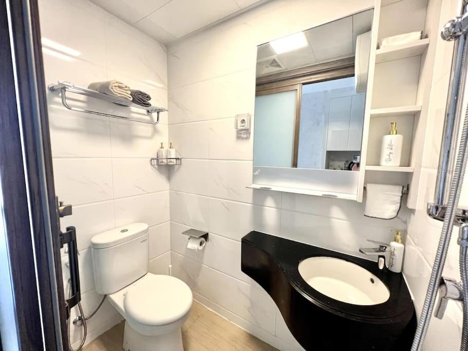 Dayinn, Skyhouse Bsd Lux And Homey Studio, Near Aeon Bsd And Ice Bsd Cilenggang ภายนอก รูปภาพ