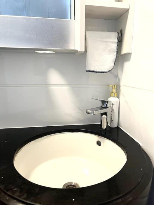 Dayinn, Skyhouse Bsd Lux And Homey Studio, Near Aeon Bsd And Ice Bsd Cilenggang ภายนอก รูปภาพ