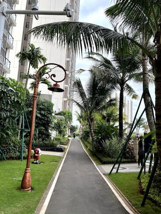 Dayinn, Skyhouse Bsd Lux And Homey Studio, Near Aeon Bsd And Ice Bsd Cilenggang ภายนอก รูปภาพ